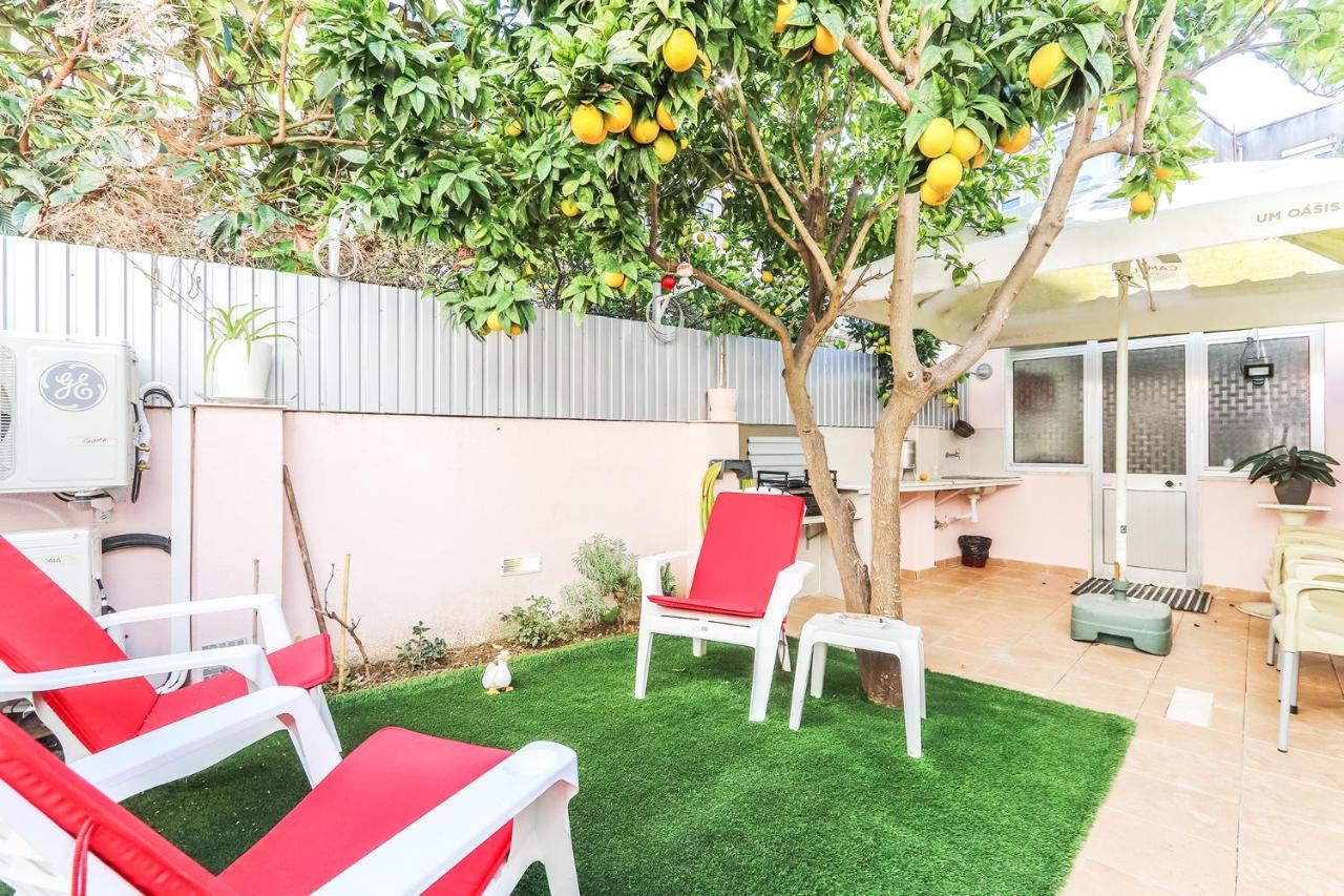 Vita Portucale ! Moscavide Casa Branca W/ Terrace Lisbona Esterno foto